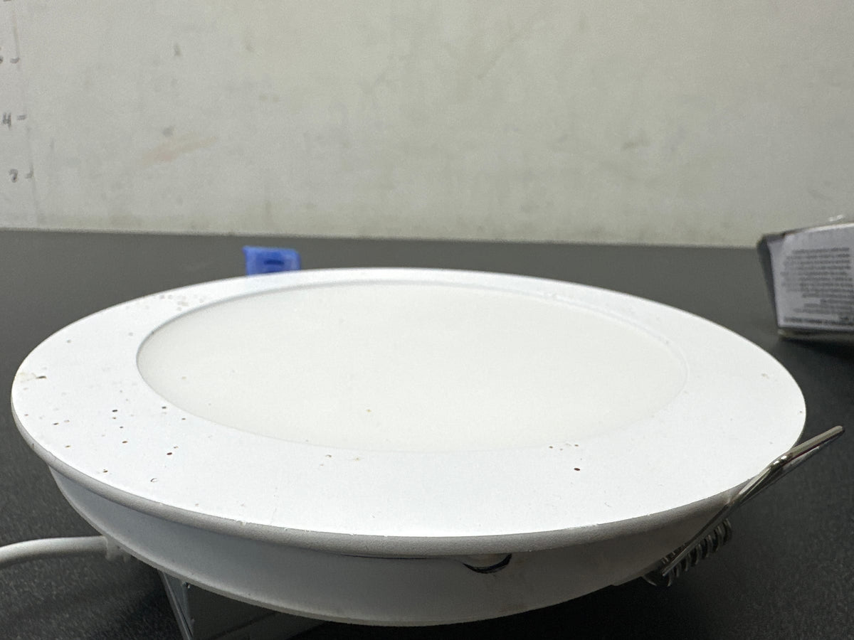 Halo HLBSL 6 in. Color Selectable New Construction or Remodel Canless Recessed Integrated LED Kit-HLBSL6099FS351EMWR