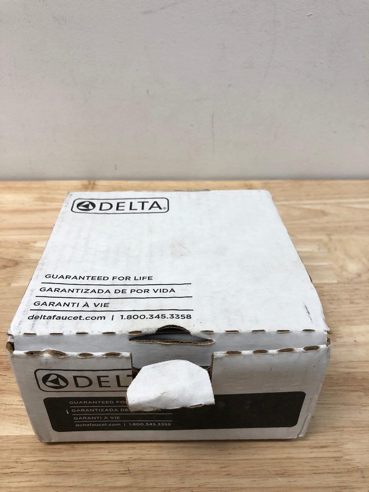 Delta T11853 Vero Three Function Diverter Valve Trim Less Rough-In Valve - Two Independent Positions, One Shared Position - Chrome