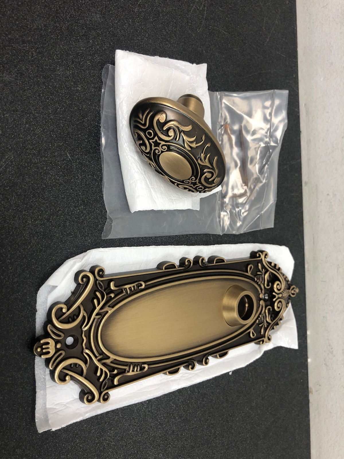 Signature Hardware 480935 Valma Solid Brass Passage Door Knob Set with Adjustable 2-3/8" or 2-3/4" Backset - Antique Brass
