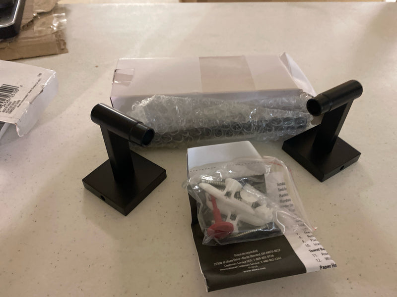 Moen BP1886BL Triva 9" Towel Bar - Matte Black