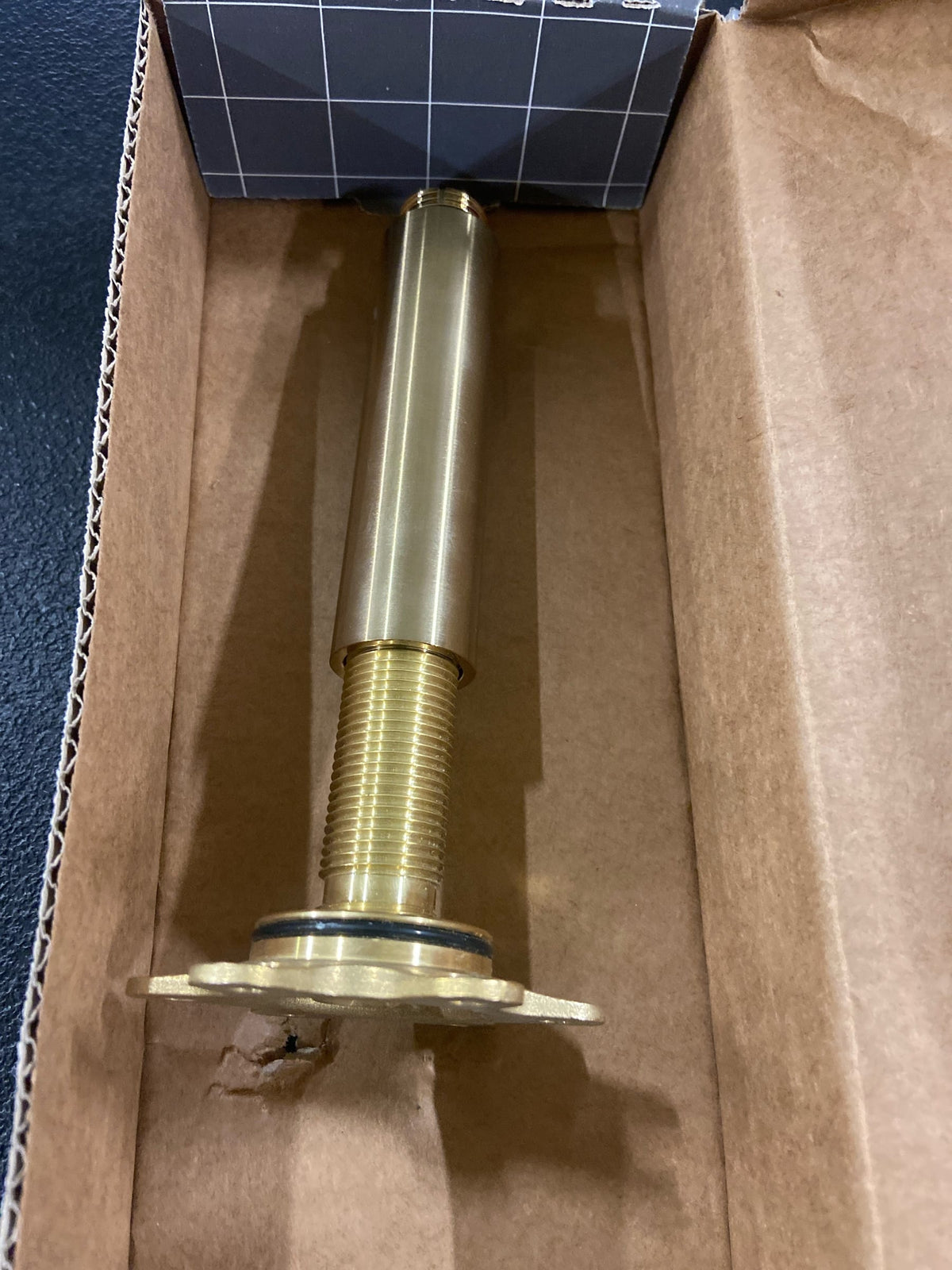 hansgrohe Raindance E 3-inch Modern Showerarm in Brushed Gold Optic, 27393251