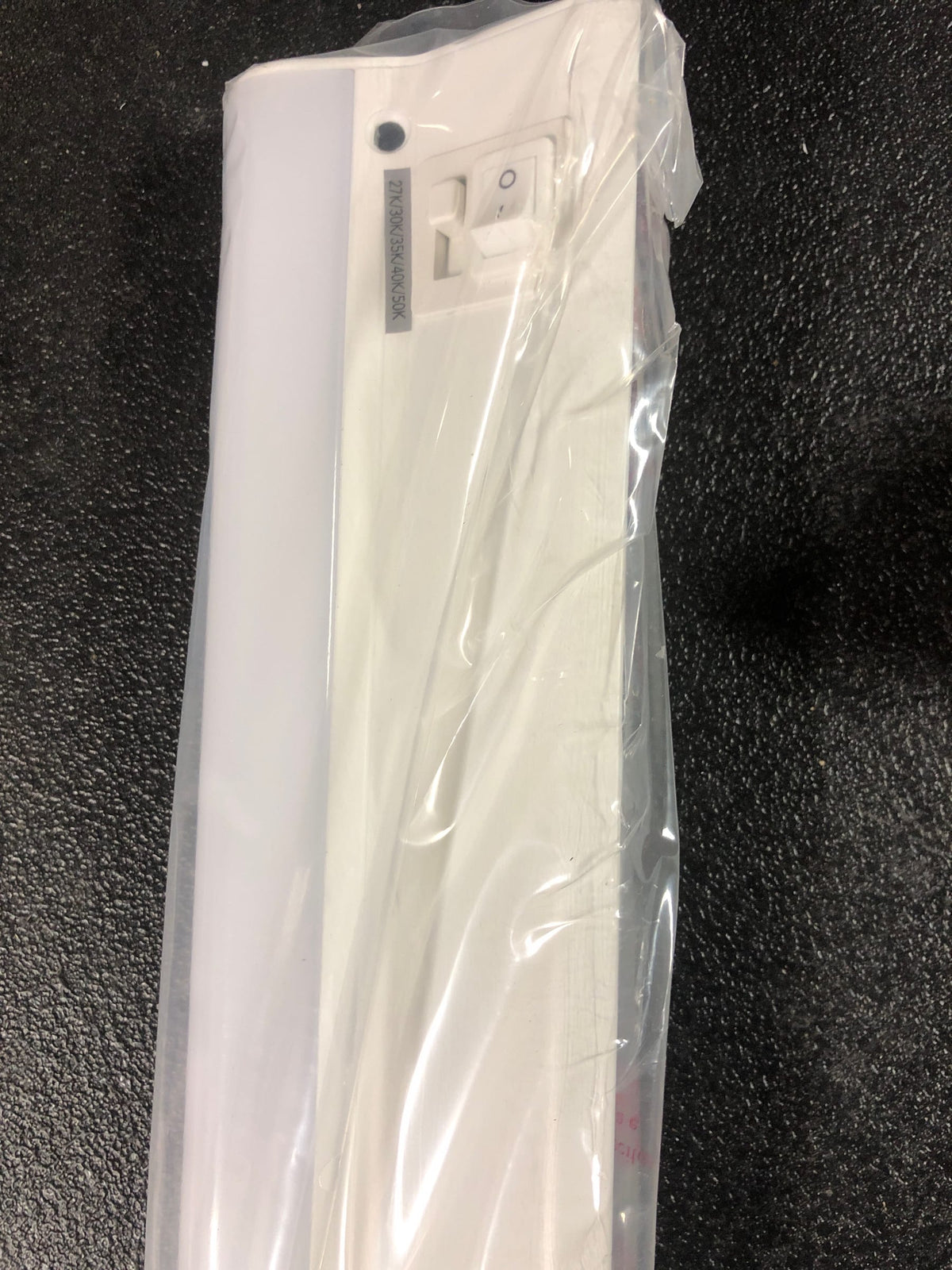 American Lighting UCR-5CCT-24-WH Undercabinet 24 in. 5CCT LED Courant White Finish