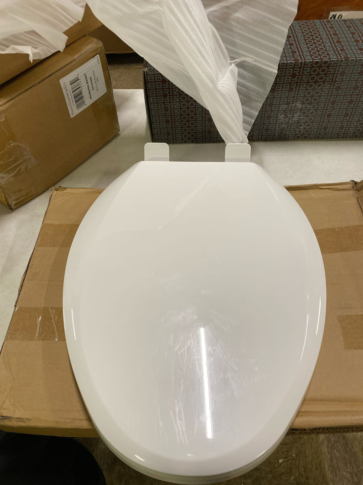 PROFLO PFTSHSC2000 Nome Elongated Closed-Front Toilet Seat with Soft Close - White