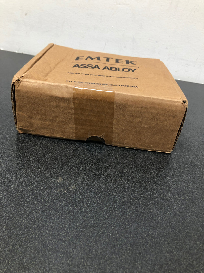 Emtek 5316FRLUS4RH Freestone Right Handed Passage Door Lever Set with Urban Modern Rose from the Urban Modern Collection - Satin Brass