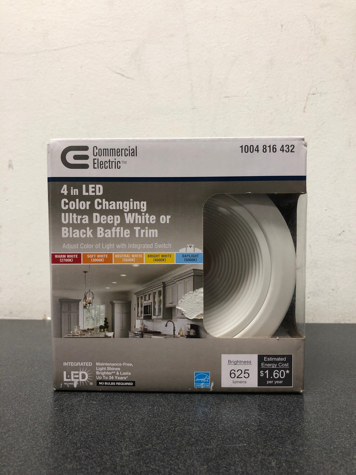 Commercial electric 53196201 4 in. Low Glare Deep Baffle Adjustable CCT Integrated LED Recessed Light Trim 625 Lumens Wet Rated Dimmable