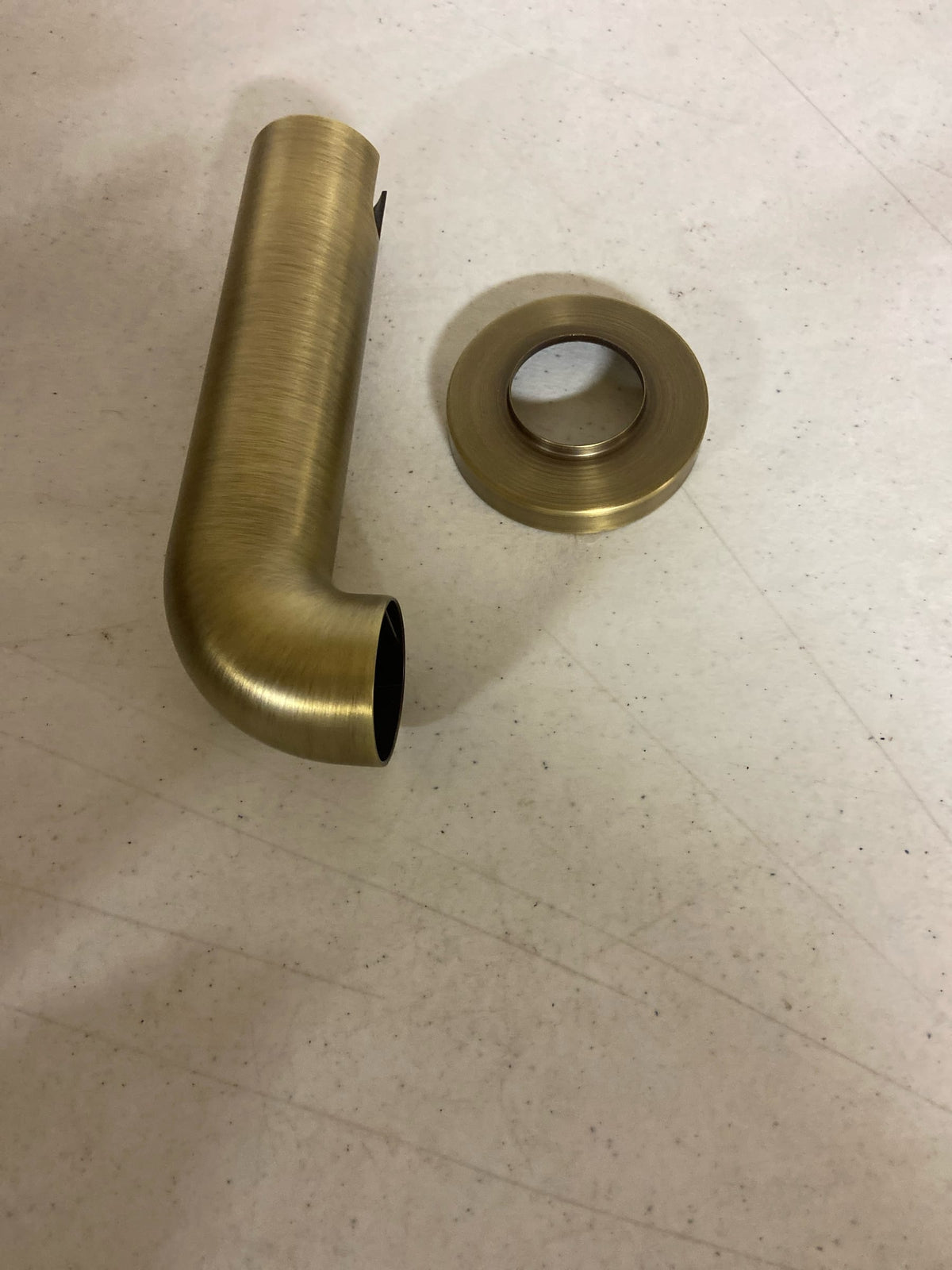 Signature Hardware SHTS74AGBR Lexia 6-7/8" Tub Spout - Aged Brass