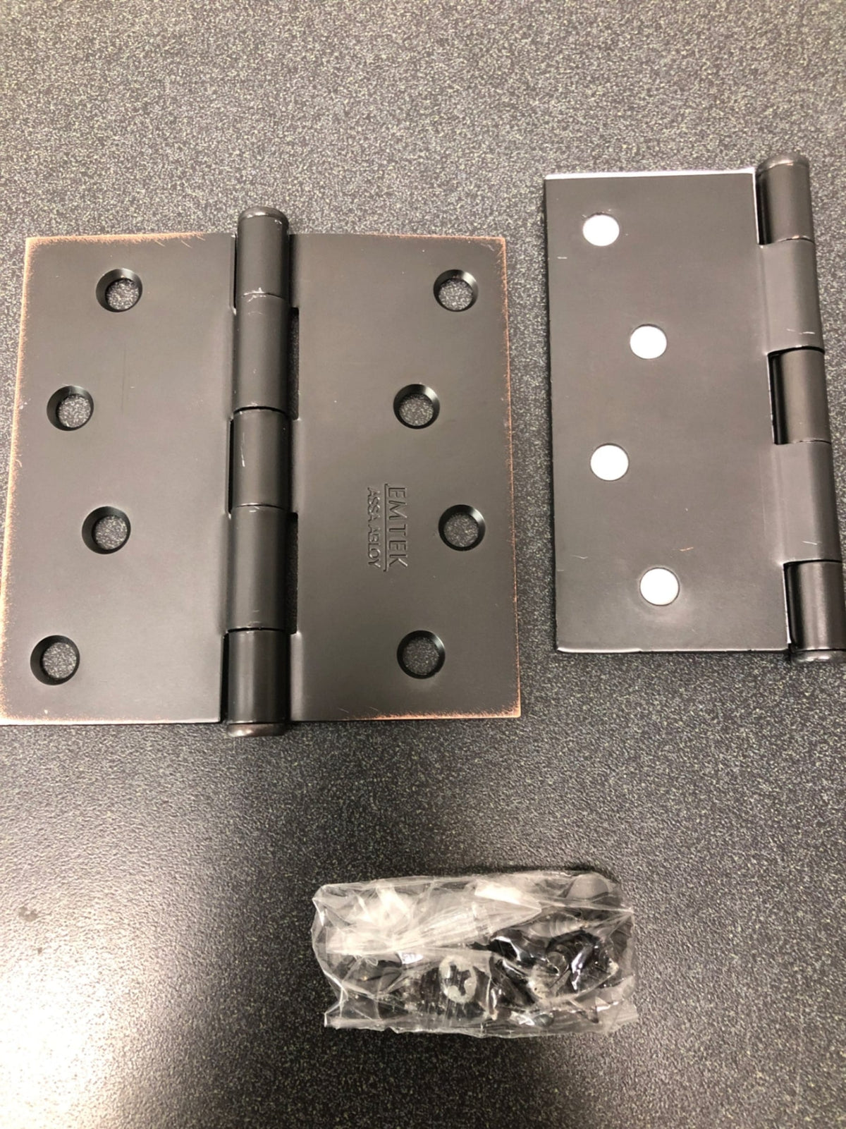 PAIR Emtek Steel Hinges 4" x 4" x 2.2mm Oil Bronze Pack of 2 US10B 9101410B