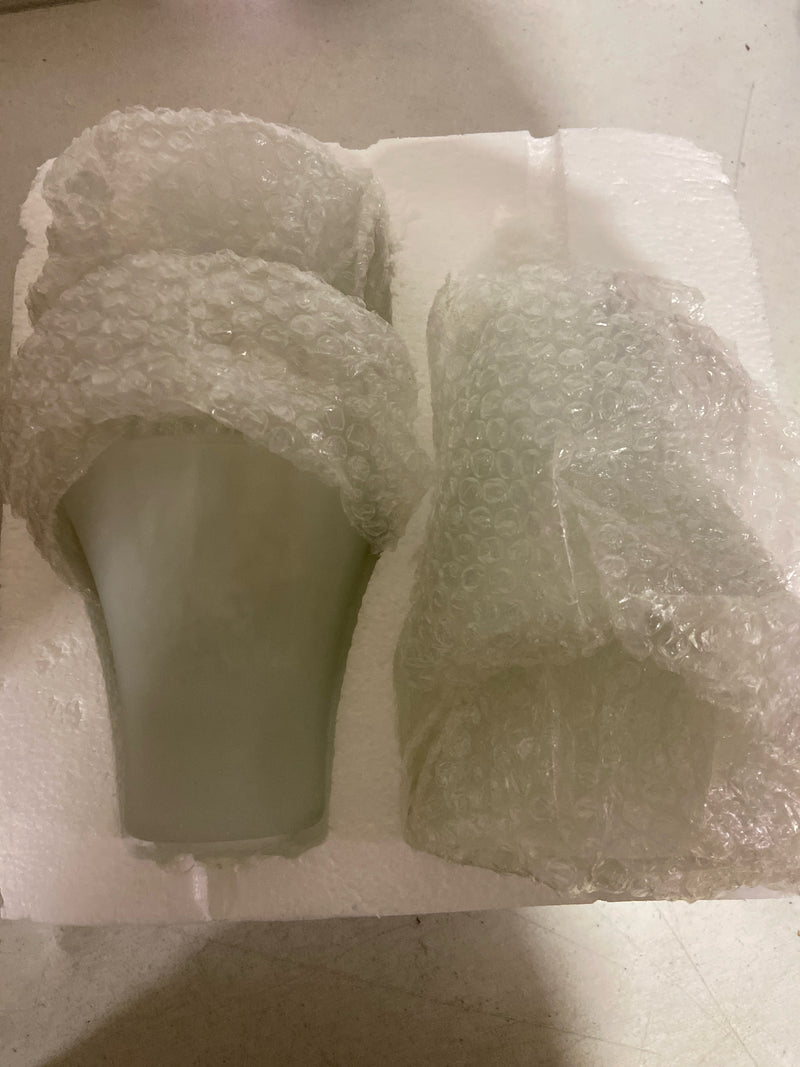 Progress Lighting P4770-20 Classic 5 Light 22" Wide Chandelier - Antique Bronze