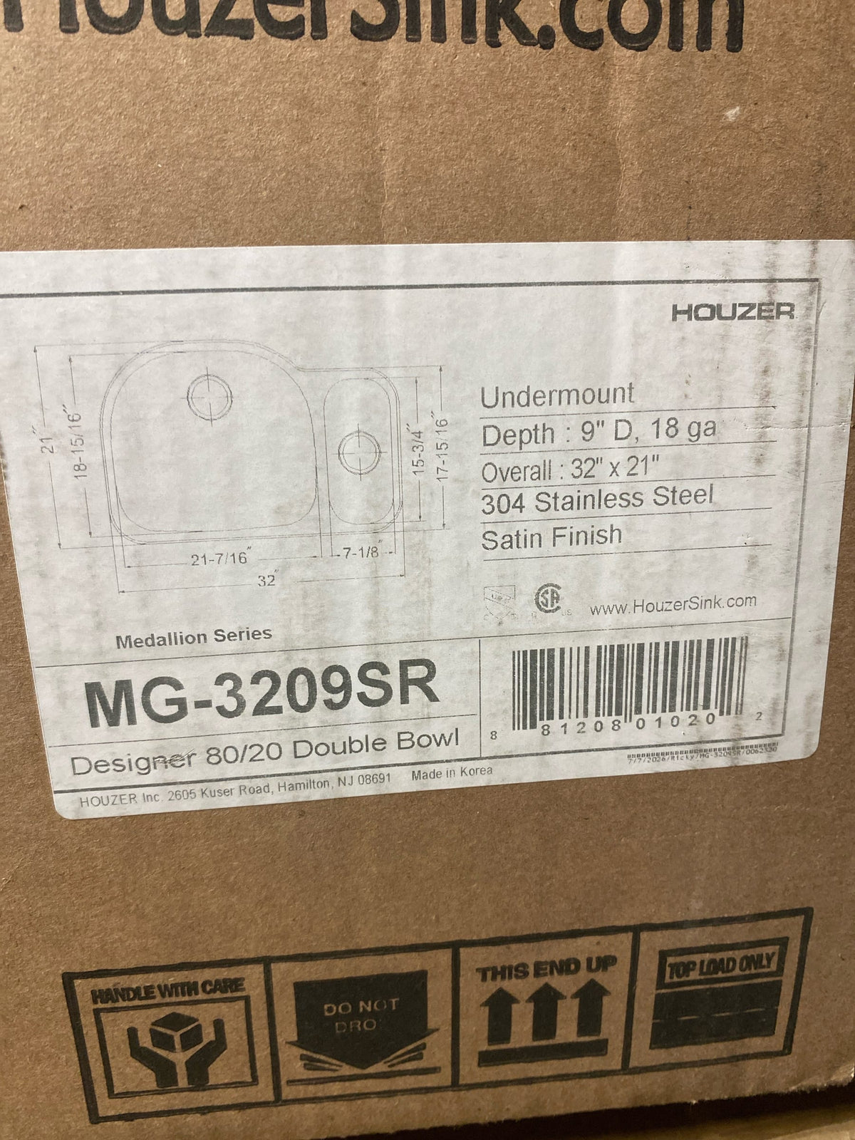 Houzer MG-3209SR-1 Medallion Designer 32" Undermount Double Basin Stainless Steel Kitchen Sink with Basket Strainer - Stainless Steel