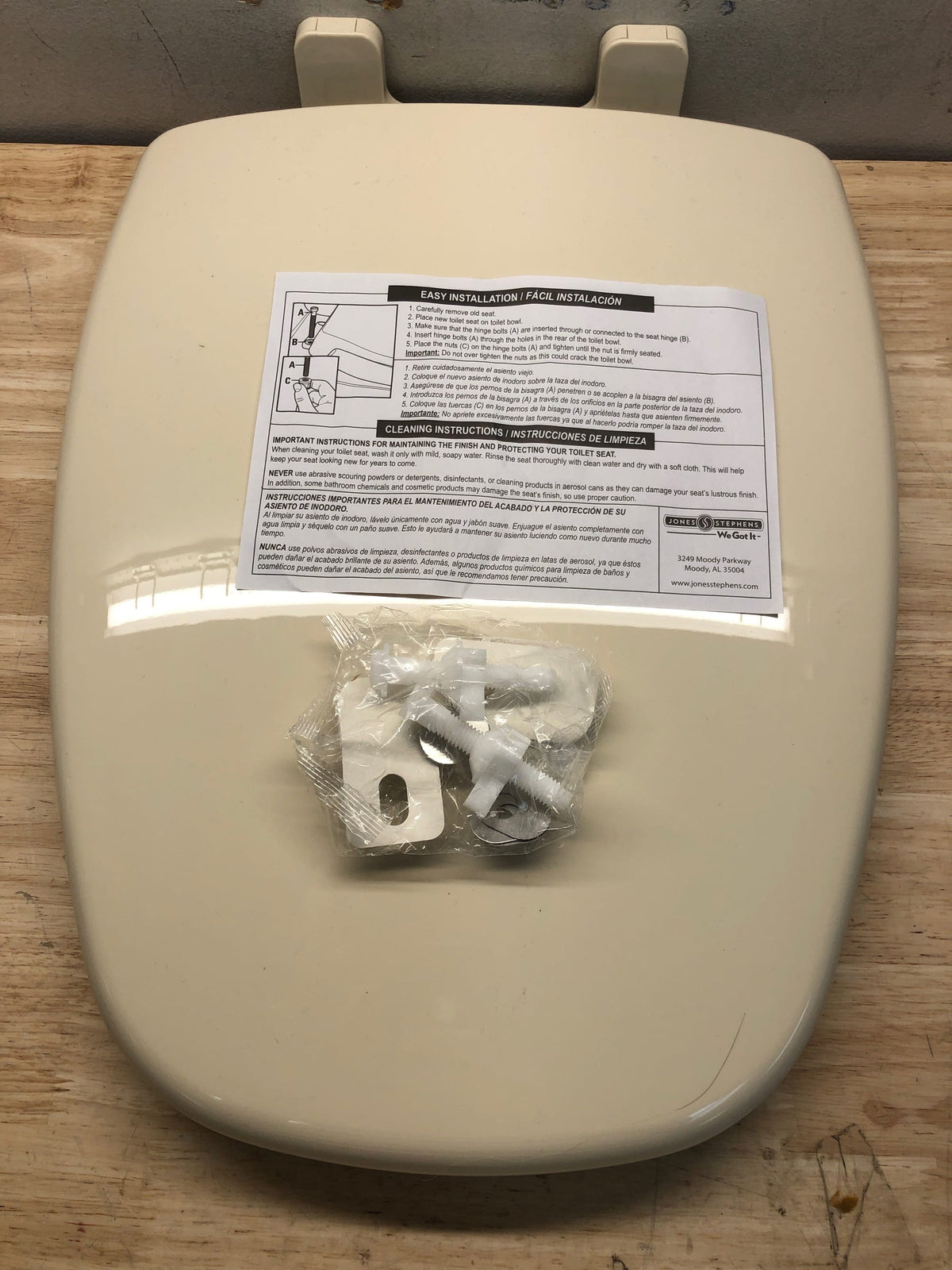 Jones stephens C1050S01 Plastic Elongated Closed Front Toilet Seat fits Eljer New Emblem Design with Cover and Adjustable Hinge in Bone