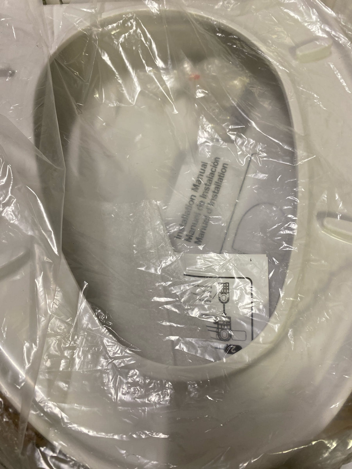 TOTO SoftClose Elongated Closed-Front Toilet Seat and Lid