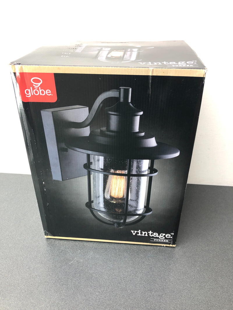 Globe electric 44308 Turner 1-Light Black Outdoor Wall Lantern Sconce