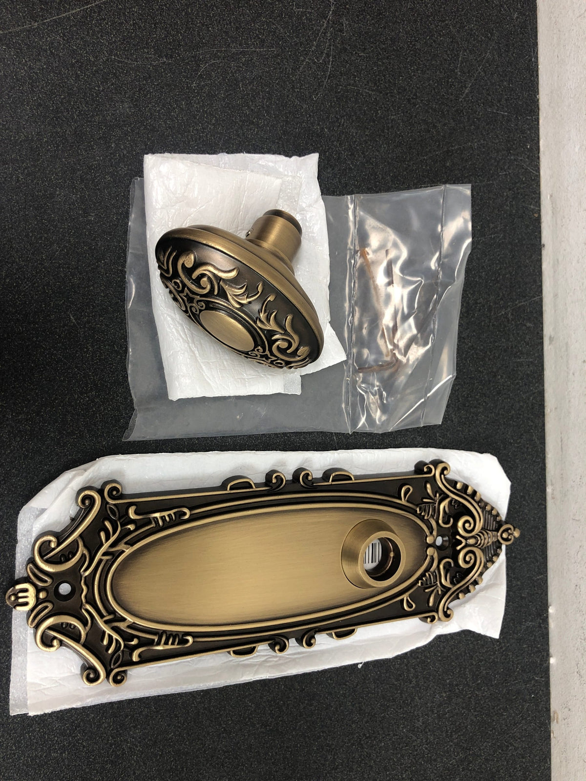 Signature Hardware 480935 Valma Solid Brass Passage Door Knob Set with Adjustable 2-3/8" or 2-3/4" Backset - Antique Brass