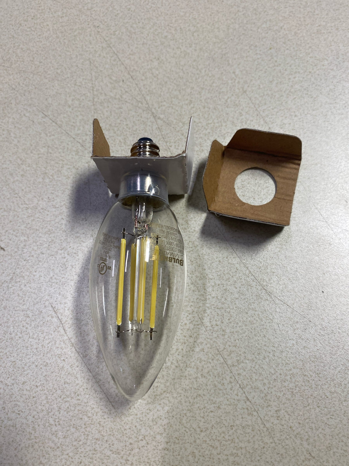 Bulbrite 776966 Filaments B11 6 Watts LED B11 5000 Kelvin (Soft Daylight) Light Bulb