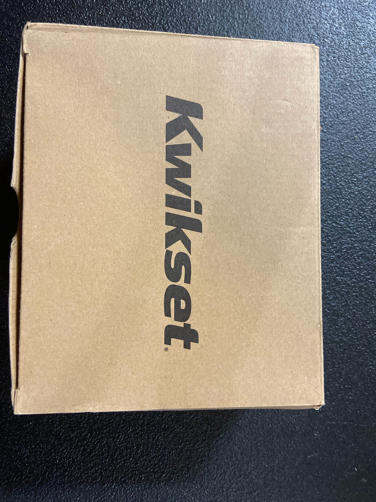 Kwikset 781KNL-514S Kingston Keyed Entry Storeroom Door Lever Set with Round Rose and SmartKey from the Light Commercial Collection - Matte Black