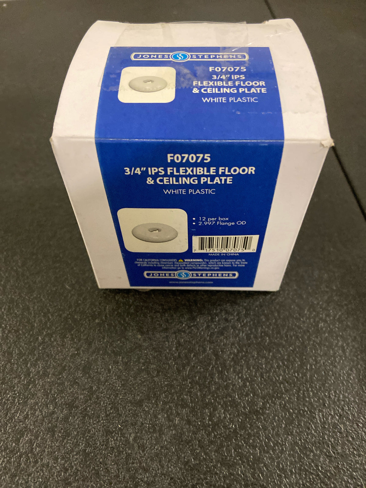 Jones Stephens F07075 3/4 IPS WHIT FLEX F/C PLT - White