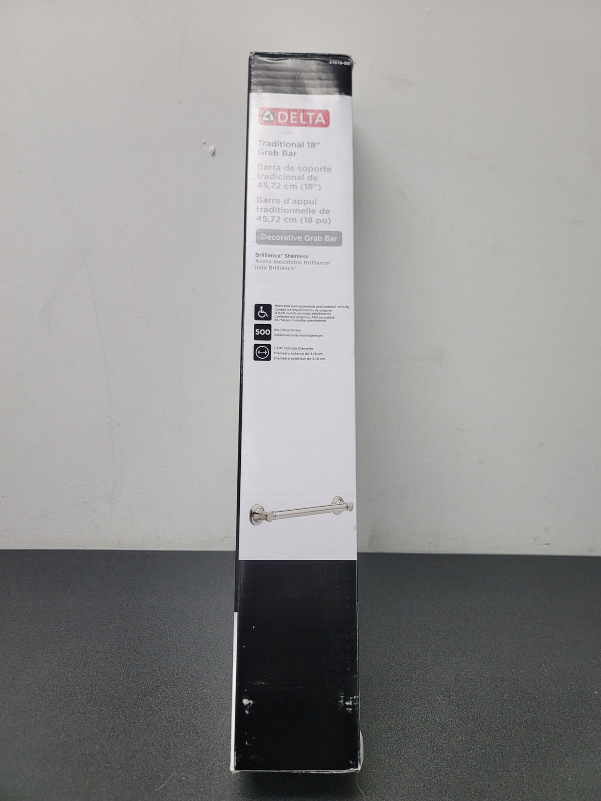 Delta 41618-SS 18" Traditional Grab Bar - Brilliance Stainless
