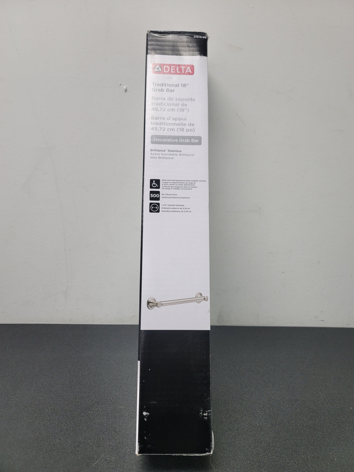 Delta 41618-SS 18" Traditional Grab Bar - Brilliance Stainless