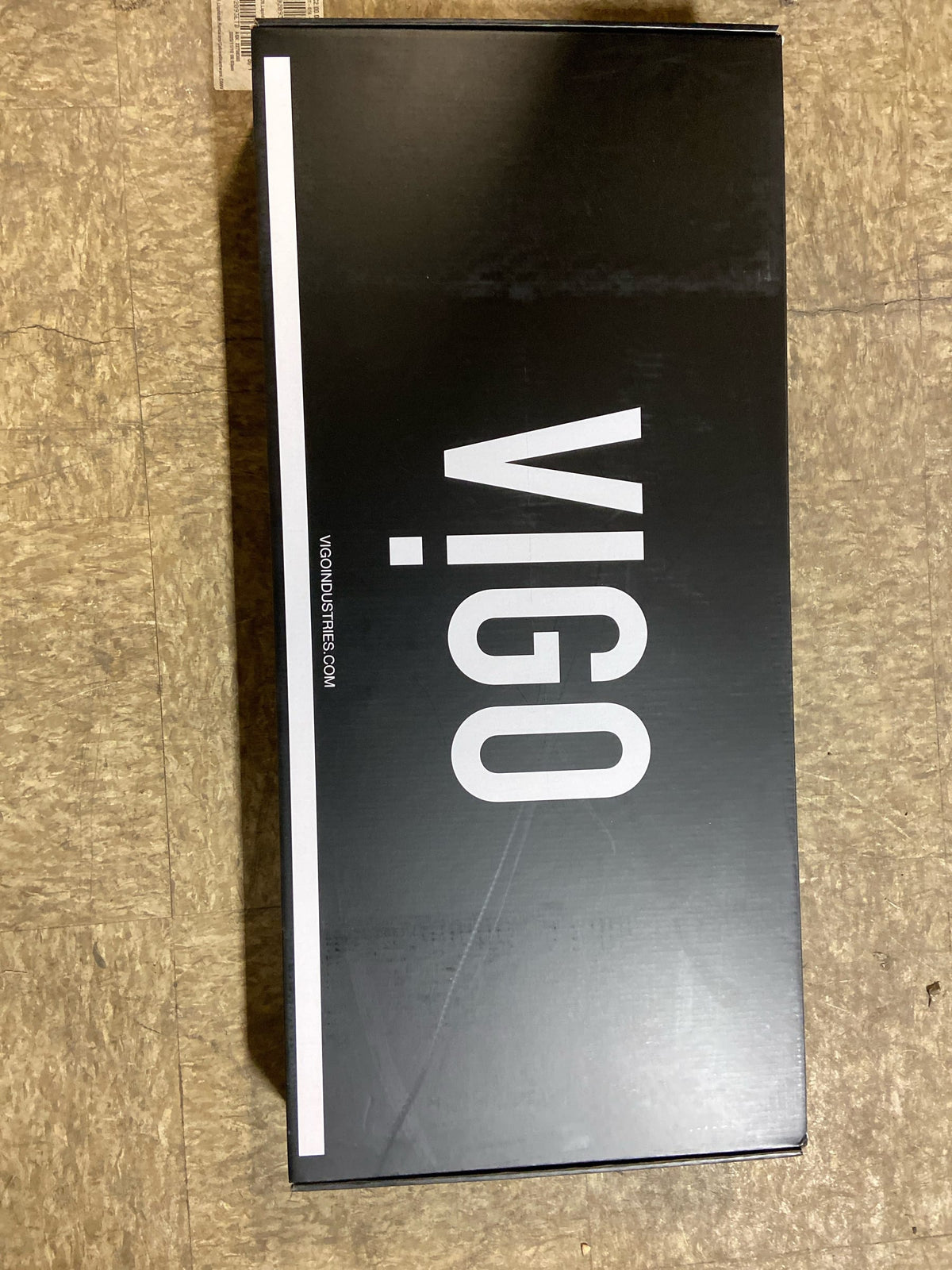 Vigo VG02008CHS Gramercy Single Handle Pull-Down Sprayer Kitchen Faucet with Touchless Sensor in Chrome