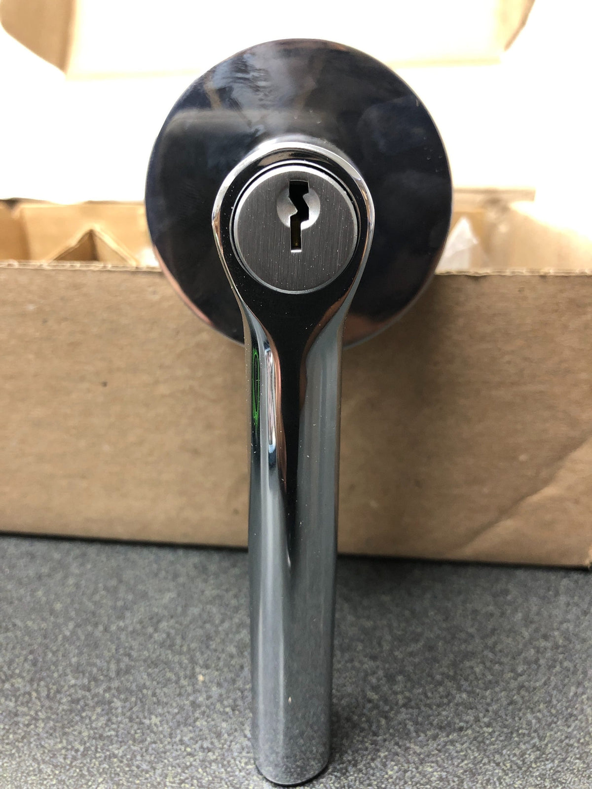 Baldwin ENTUBCRR260 Tube Single Cylinder Keyed Entry Door Lever Set with Contemporary Round Rose - Polished Chrome
