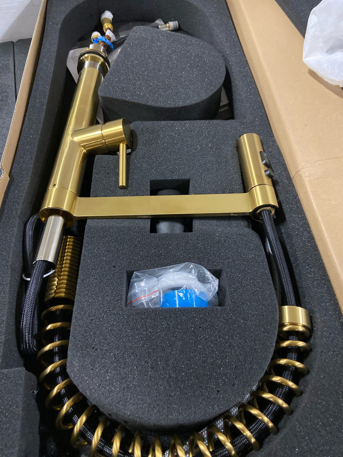 Vigo VG02052MG Edison 1.8 GPM 20" Single Hole Pre-Rinse Pull Down Kitchen Faucet - Matte Brushed Gold