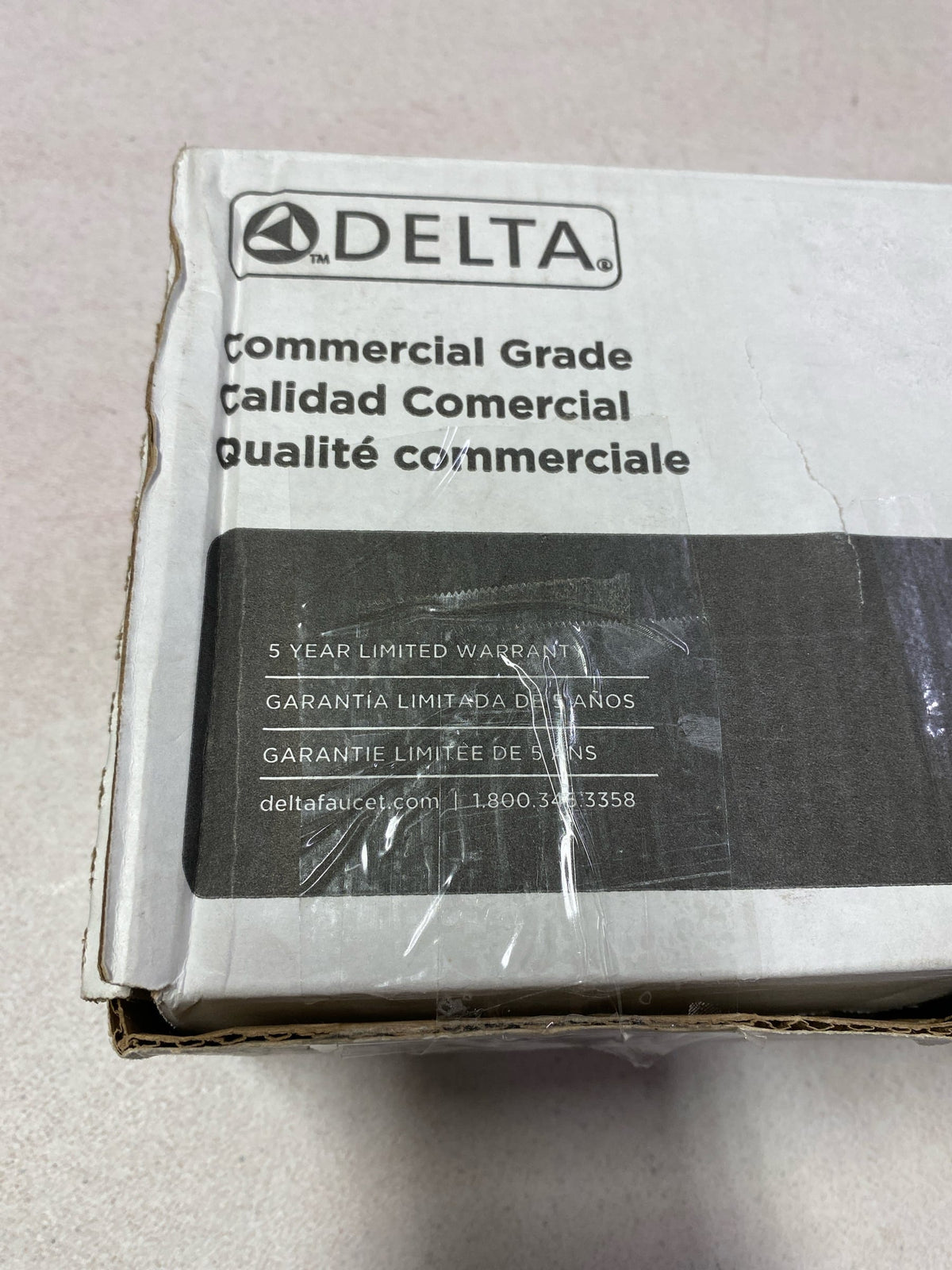 Delta 3579LF-WFLGHDF Commercial Widespread Bathroom Faucet - Chrome