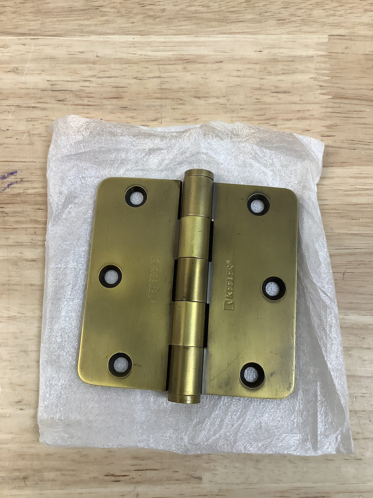 Hickory Hardware 70307-6100 Solid Brass 3.5" x 3.5" - 1/4" Radius Corner Plain Bearing Arc Pattern 6 Hole Door Hinge - Winchester Brass