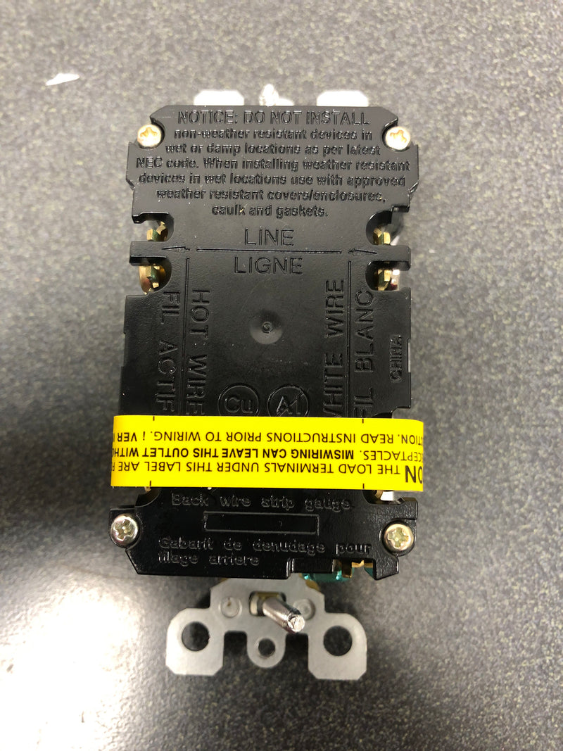 Leviton R12-GFNT2-0RW 20 Amp Self-Test SmartlockPro Slim Duplex GFCI Outlet, White