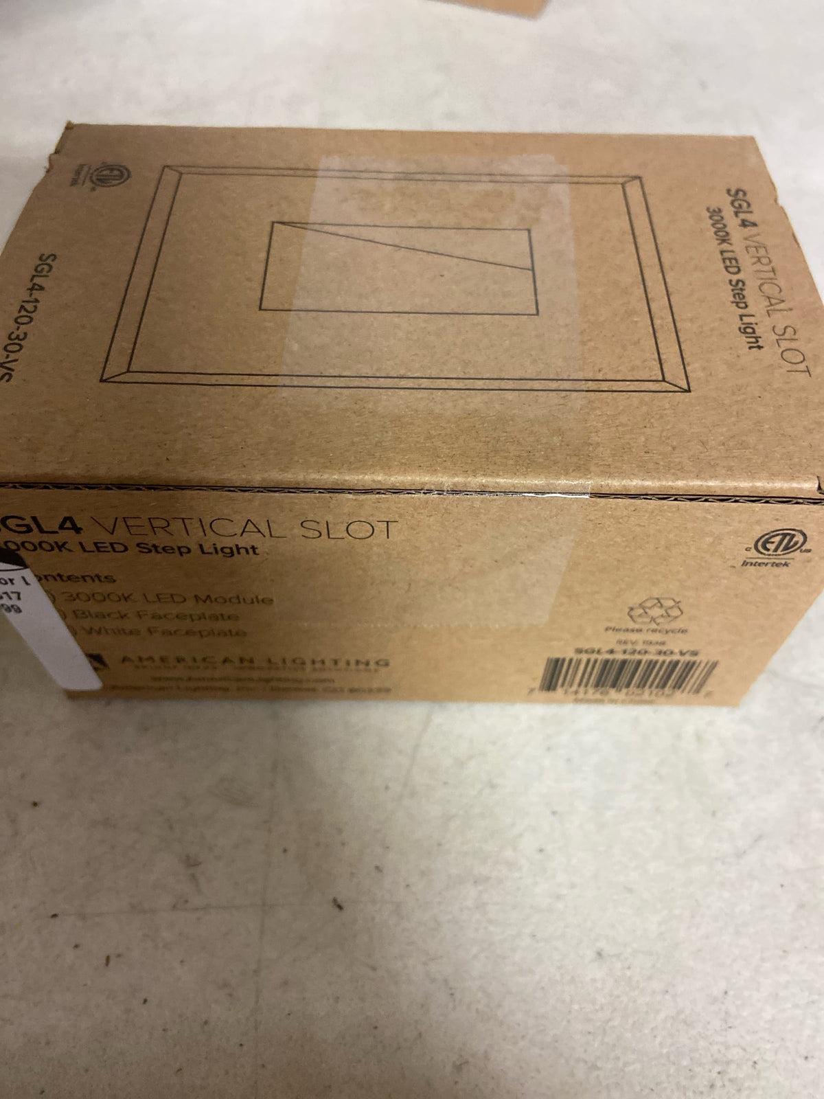 American Lighting SGL4-120-30-VS Architectural 4" Tall Step Light - Black