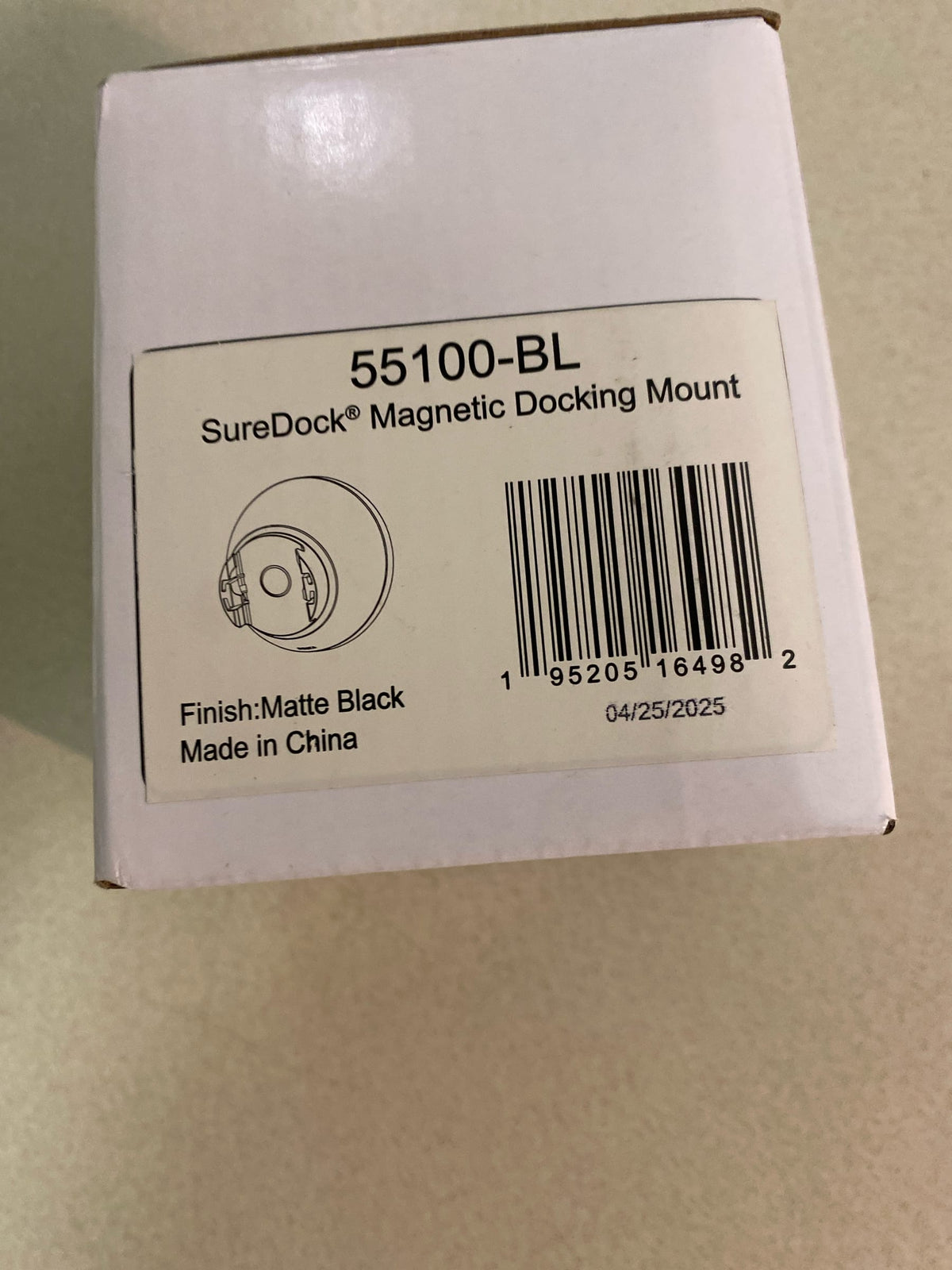 Delta 55100-BL SureDock Magnetic Docking Mount for Hand Shower with MagnaTite Technology - Matte Black
