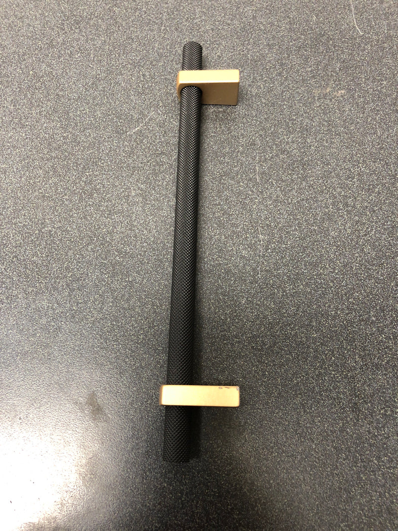 Alno A2902-6-CHP/MB Vita Bella 6" Center to Center Modern Knurled Cabinet Bar Handle / Drawer Bar Pull - Made in Italy - Champagne / Matte Black