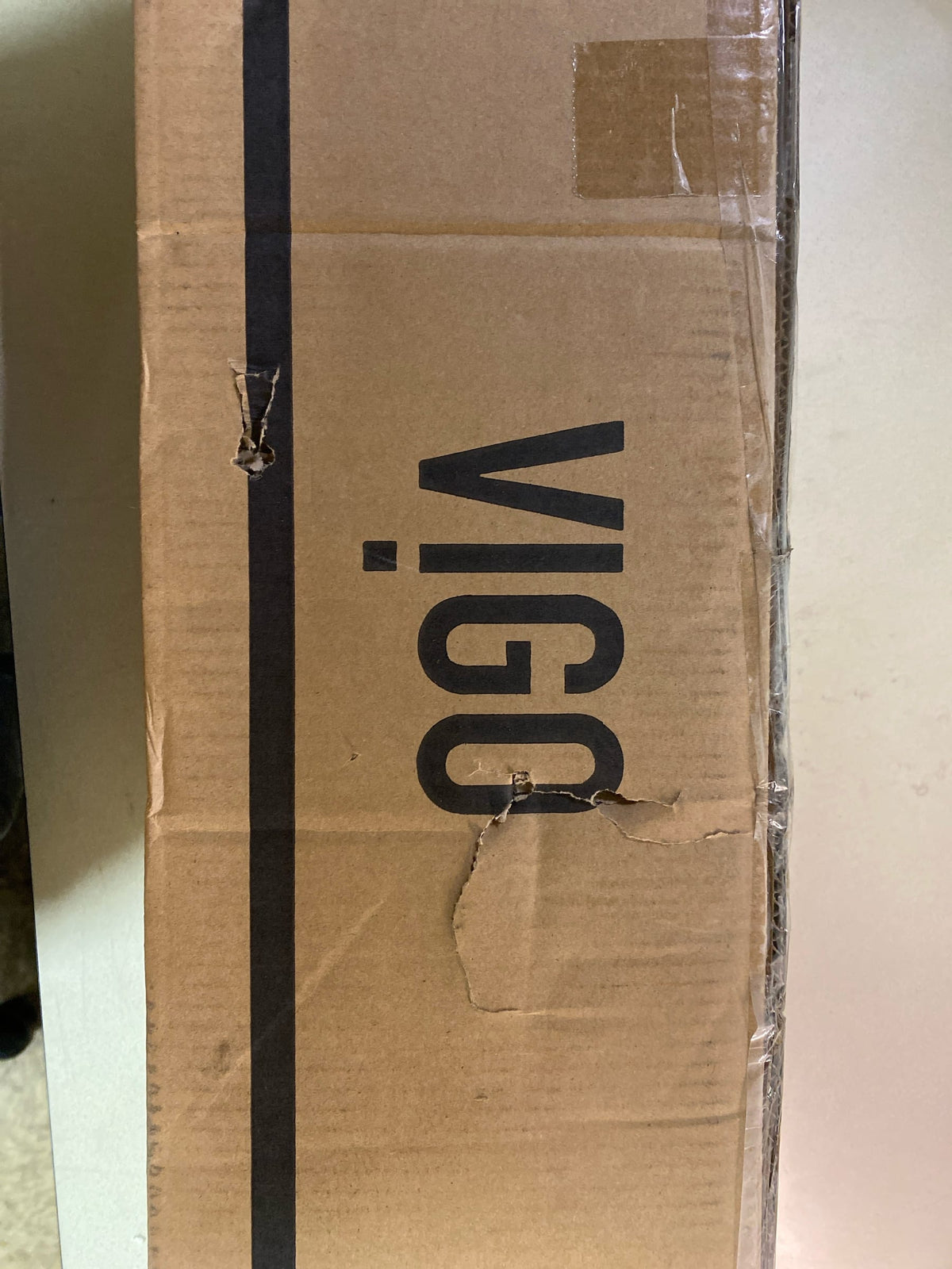 VIGO 20" W x 39" H Orchid 2-Jet Matte Black Shower Panel and Handheld Showerhead, Requires existing shower head connection - VG08014MB