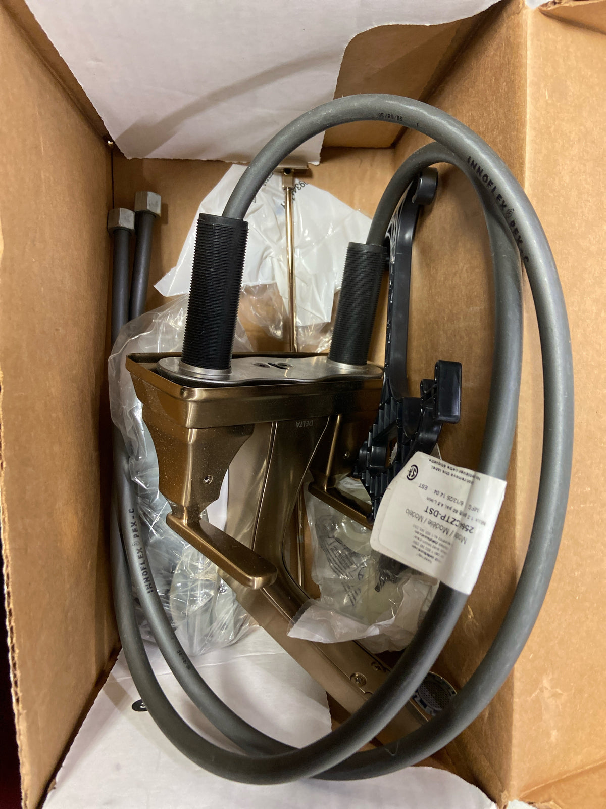 Delta 2564-CZTP-DST Ashlyn 1.2 GPM Centerset Bathroom Faucet with Plastic Drain Assembly - For Trade Professionals Less Instructions and Aerator Wrench - Champagne Bronze