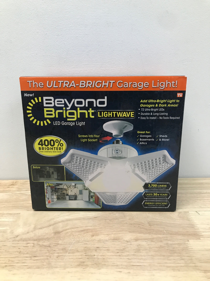 Beyond bright BEBRBLZ-PD32 20-Watt 72 LED Lamp Lights 6500K Garage Ultra-Bright