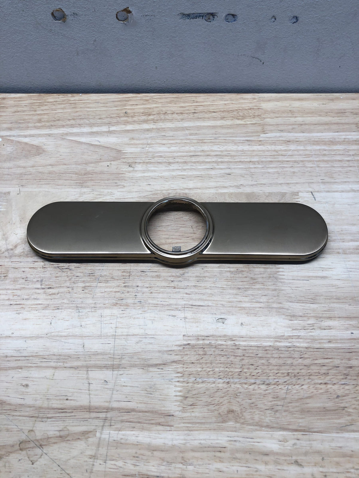 Delta RP100845CZ Renaldi Escutcheon Plate - Champagne Bronze
