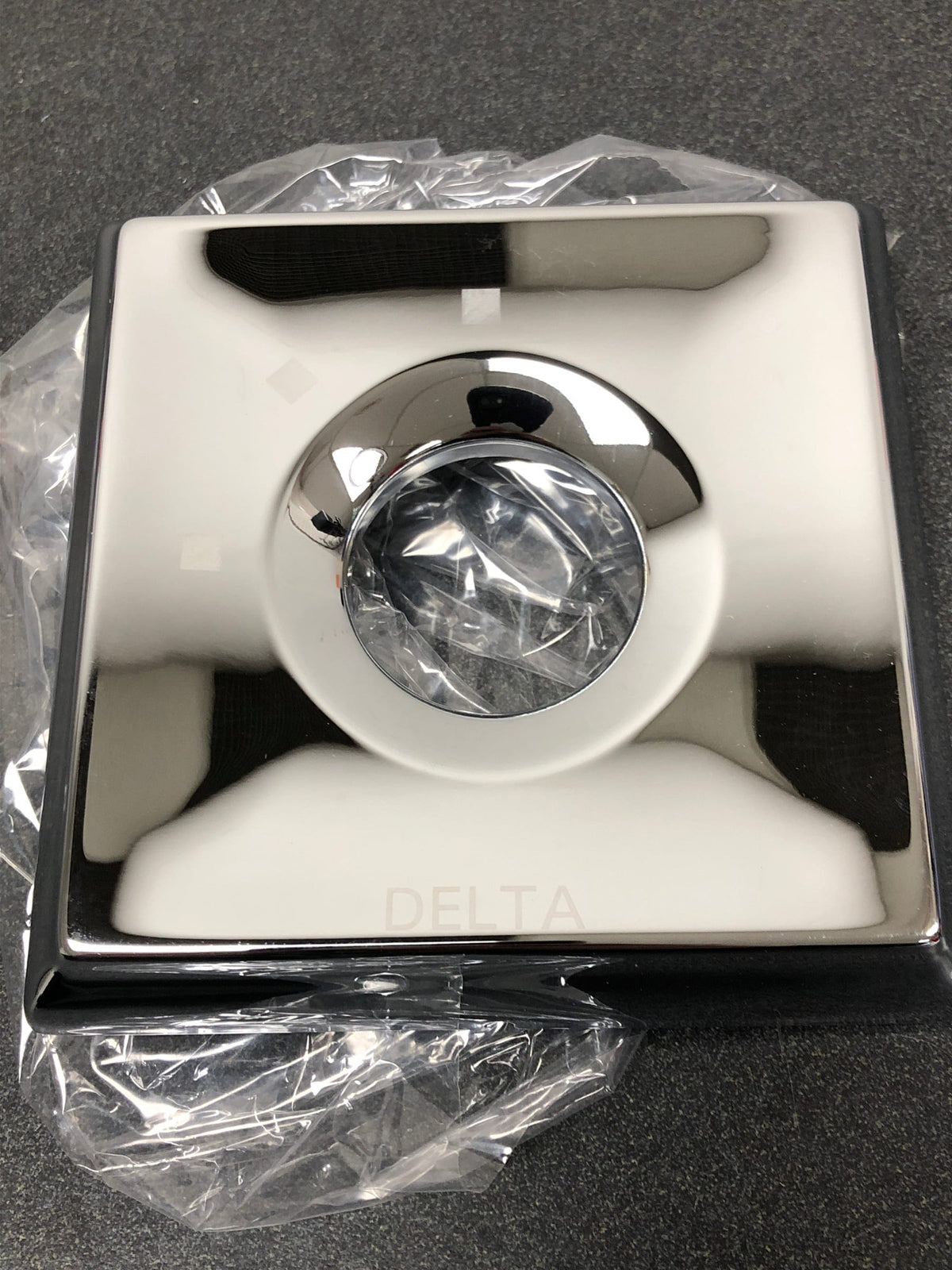 Delta T11851 Dryden Three Function Diverter Valve Trim Less Rough-In Valve - Two Independent Positions, One Shared Position - Chrome