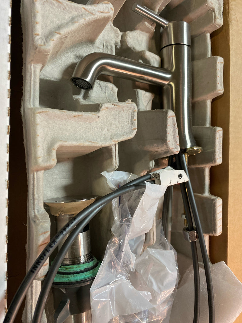 Delta 559LF-PP Modern Single Hole Single-Handle Bathroom Faucet in Chrome