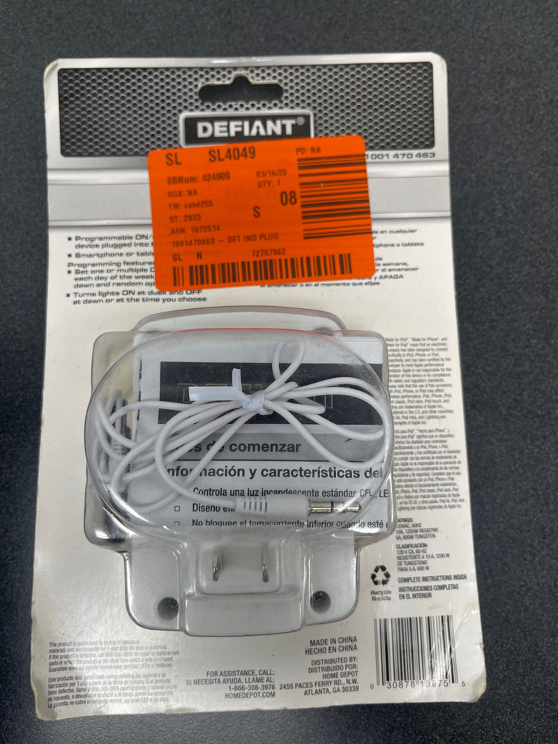 Defiant 13975 10 Amp 7-Day Indoor Plug-In Corded App Timer, White