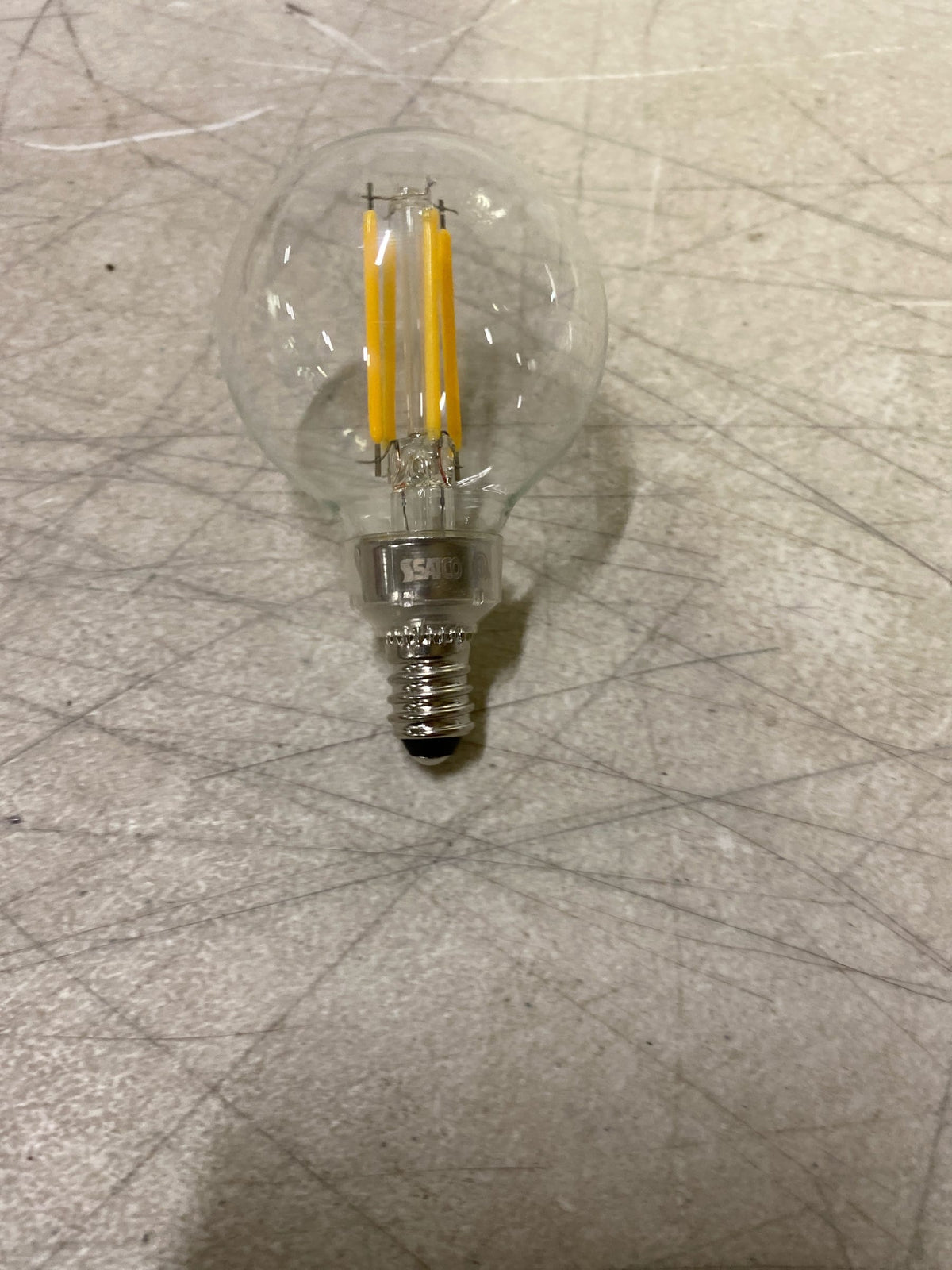 Satco Lighting S21210 5.5 Watt Vintage Edison Dimmable G16.5 Candelabra (E12) LED Bulb - 500 Lumens , 3000K , and 90CRI - Clear