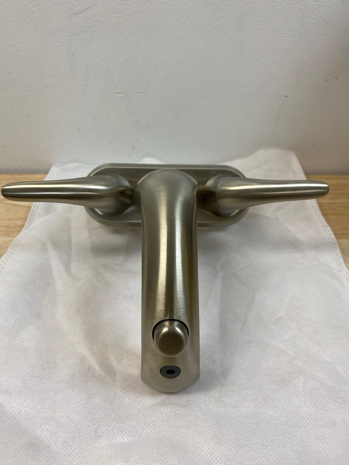 Glacier bay A75064BN Nadina 4 in. Centerset Double Handle Bathroom Fountain Faucet in Brushed Nickel