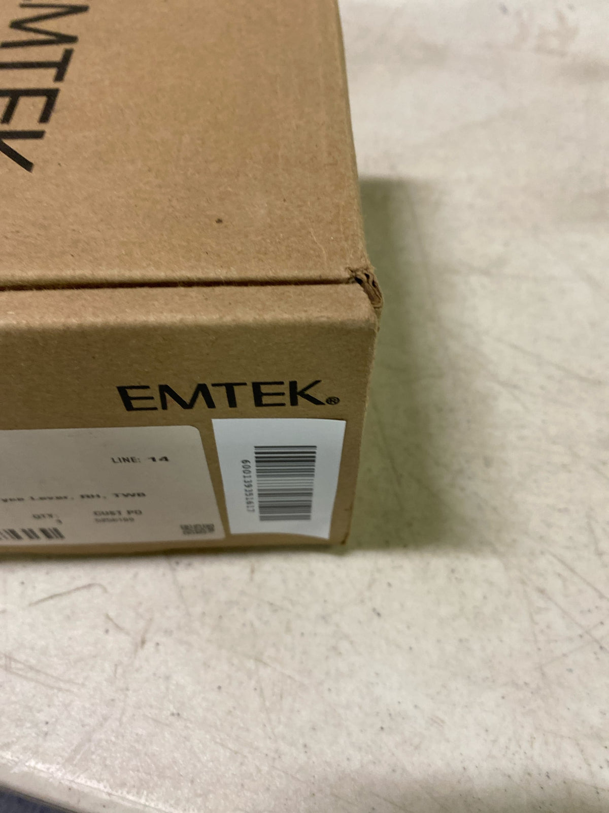 Emtek Passage Set, Modern Rectangle Rosette, Hercules Lever (Right Hand, Satin Brass)