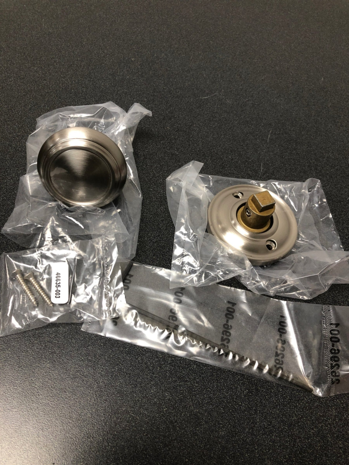 Baldwin HDTRATRR150 Traditional Non-Turning One-Sided Dummy Door Knob with Round Rose - Satin Nickel