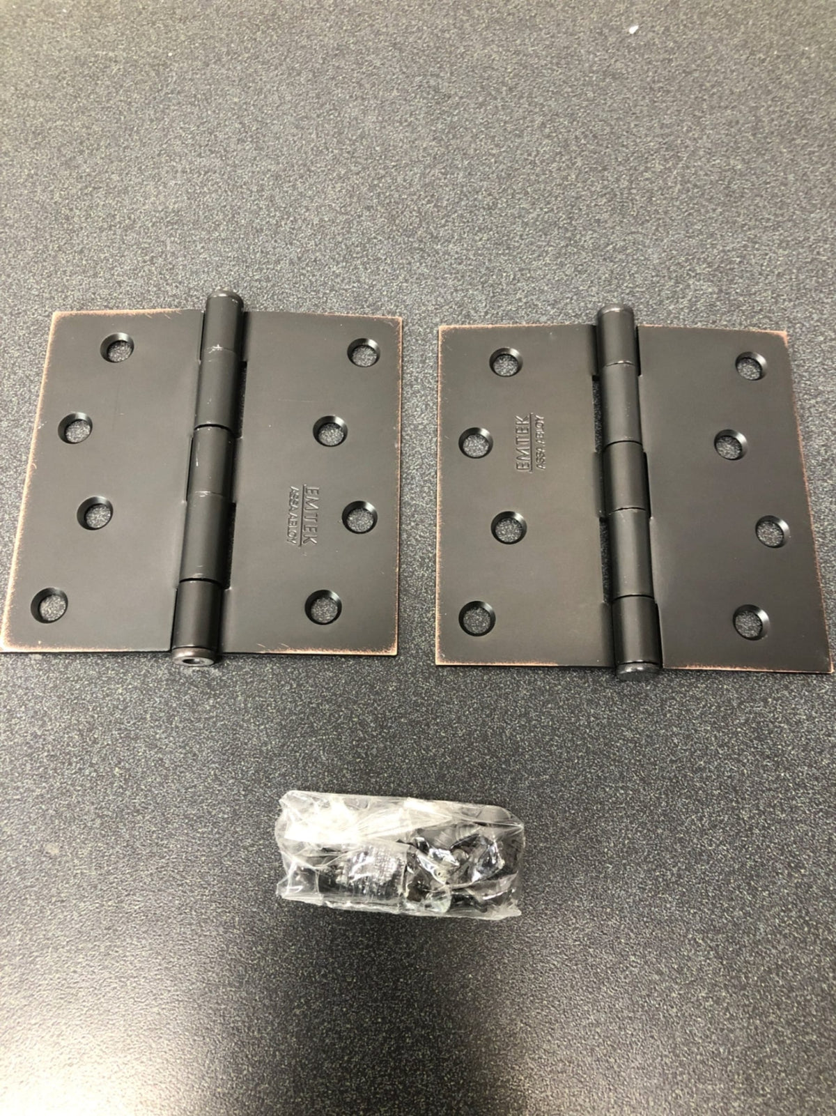 PAIR Emtek Steel Hinges 4" x 4" x 2.2mm Oil Bronze Pack of 2 US10B 9101410B