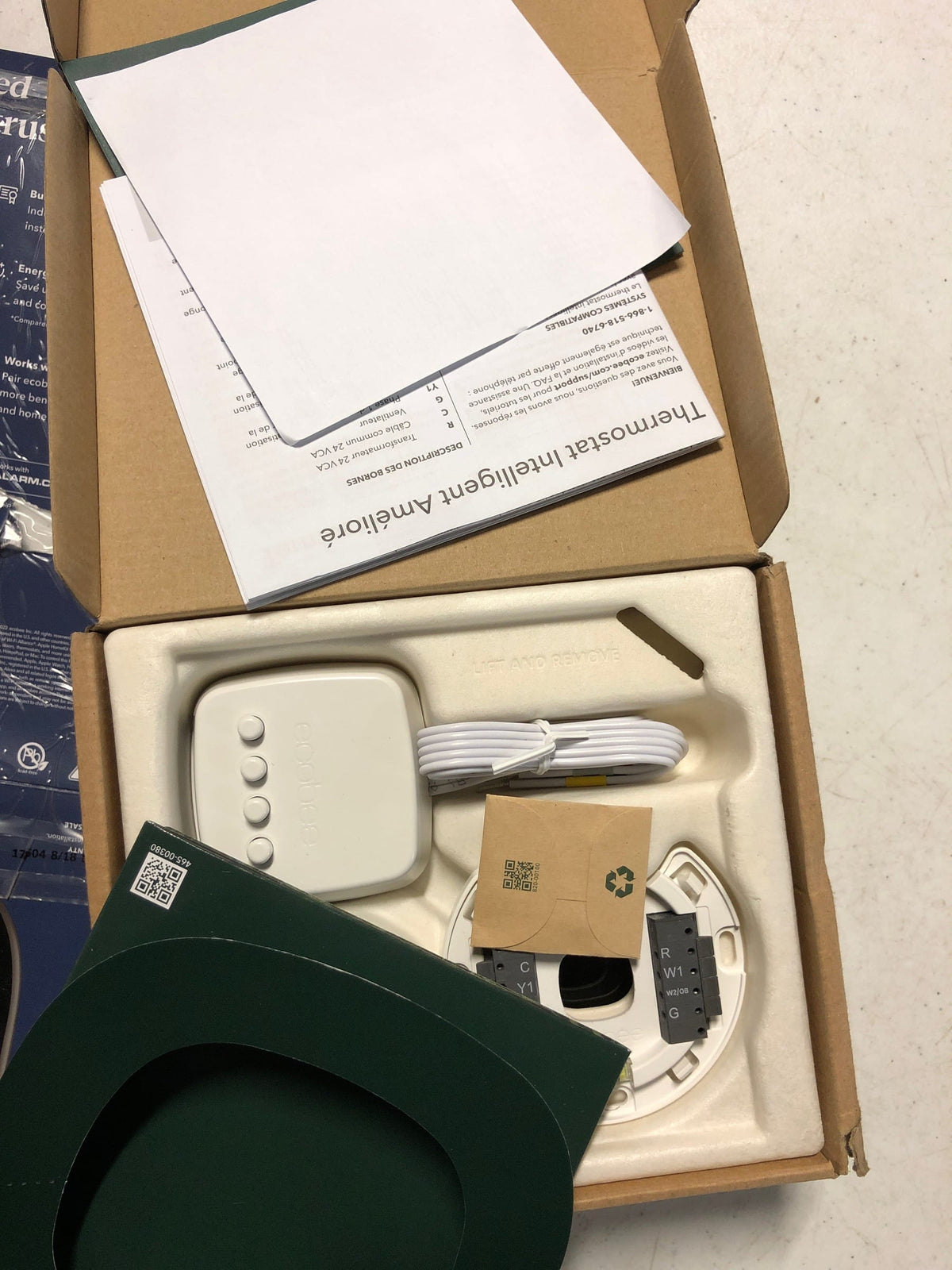 Ecobee EB-STATE6L Enhanced Smart Themostat Pro - Black