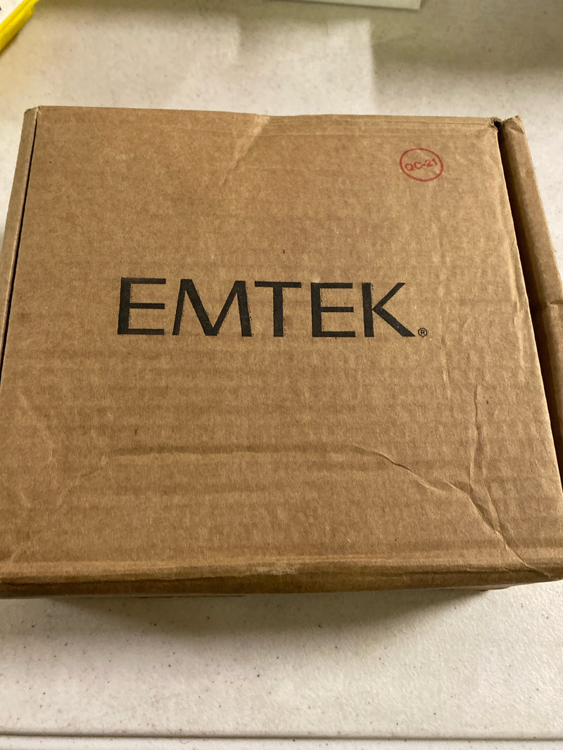 EMTEK Square Rosette Dummy, Pair with Matching Finish Stuttgart Lever - Choice of 7 Finishes - 5050STUUS4 - Satin Brass (US4)