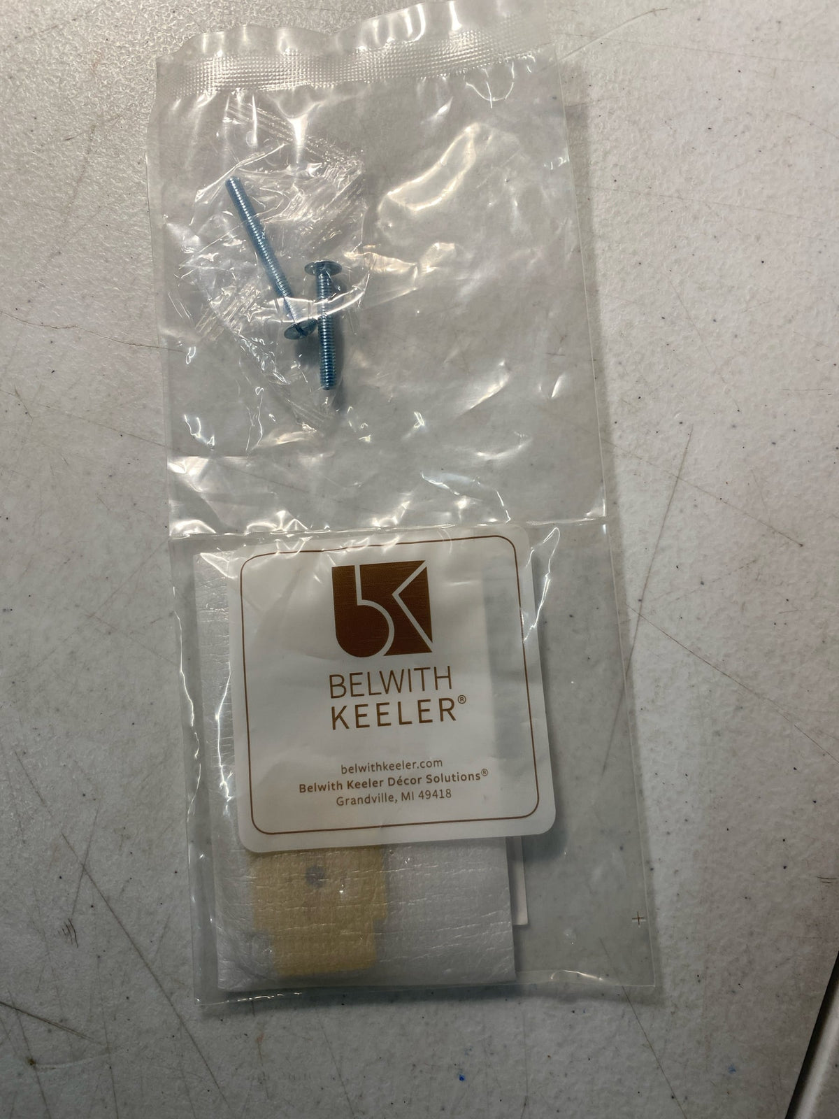 Belwith Keeler B077995BGB Coventry 1-3/4" Wide Romanesque Knob Backplate - Brushed Golden Brass