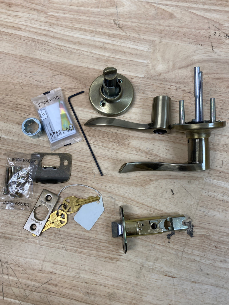 Kwikset 405BL-5S Balboa Reversible Keyed Entry Door Leverset with SmartKey - Antique Brass