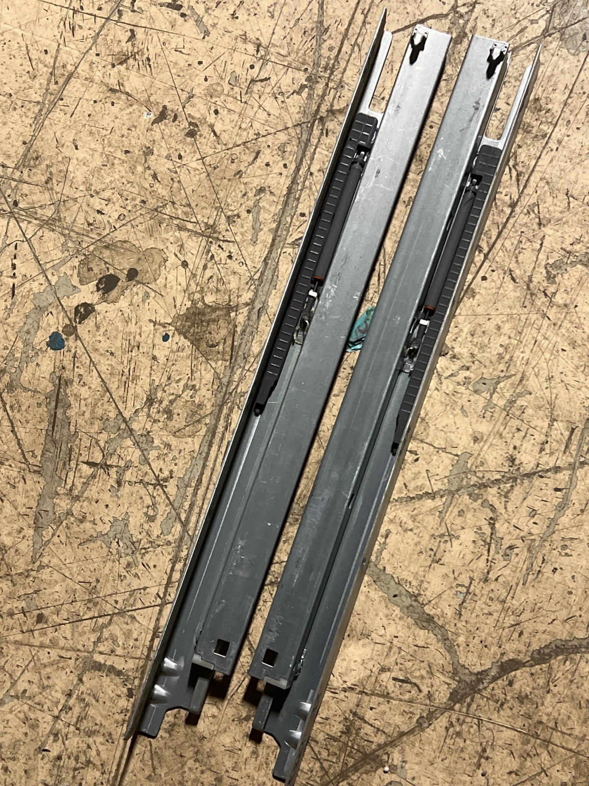 Pair of DTC 21" (533.5mm) Undermount Drawer Slides for 5/8”(16mm) Thick Drawer Boxes, Silent Undermount Drawer Glides, Full Extension, Soft-Close