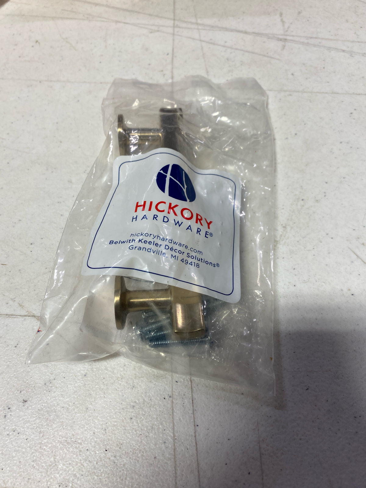 Hickory Hardware H077881CBZ Woodward 3-3/4" Center to Center Pinched Contemporary Square Cabinet Bar Handle / Drawer Bar Pull - Champagne Bronze