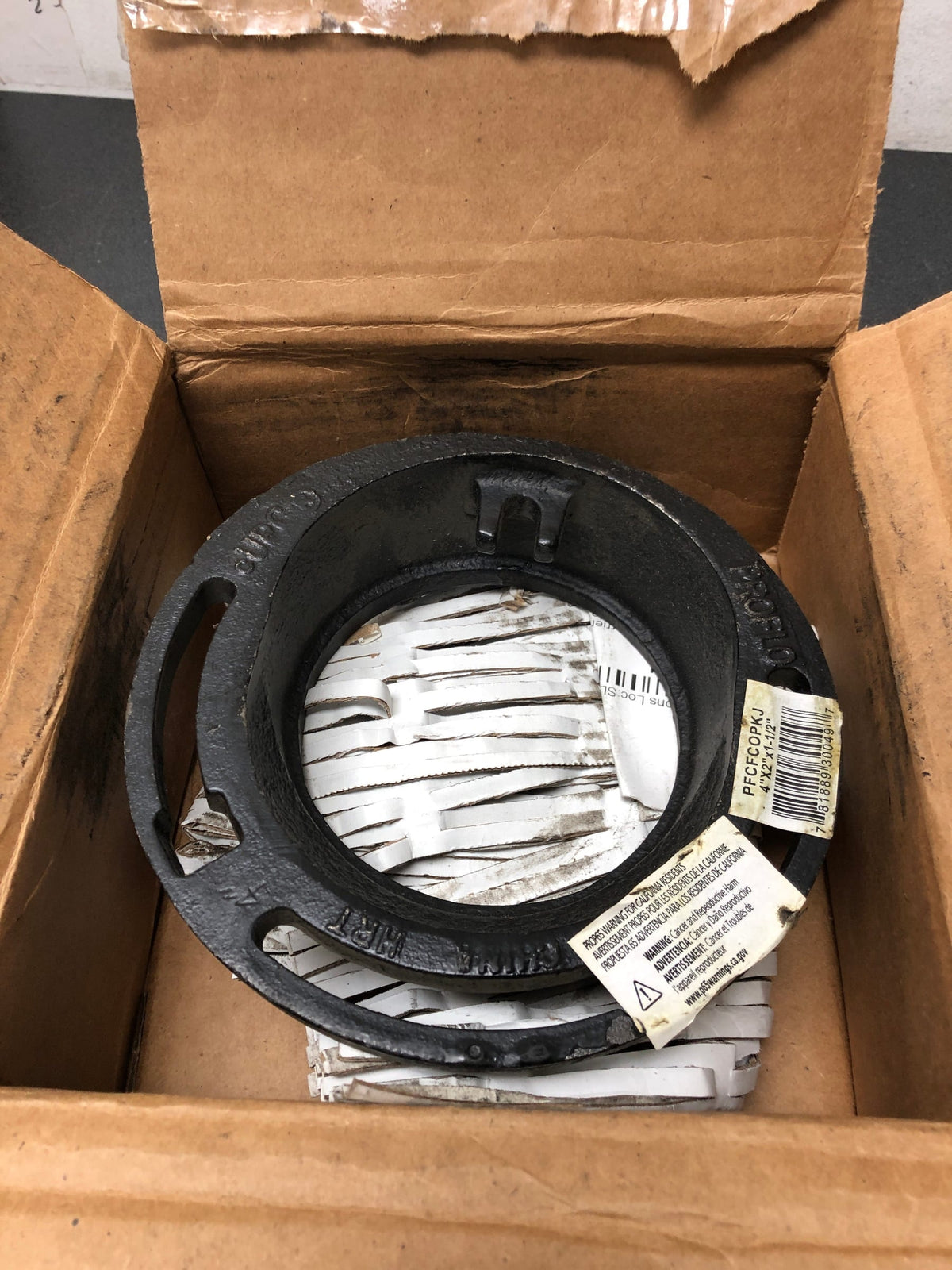 PROFLO PFCFCOPKJ Cast Iron Closet Flange, Inside Caulk, Four Way, 3/4" Offset, 4" x 2" - N/A